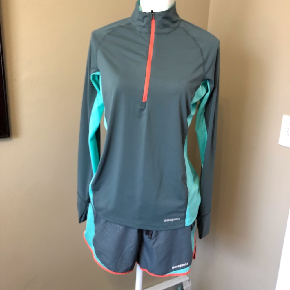 Patagonia gray and mint zip up long sleeve shirt